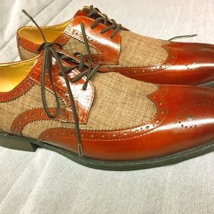 LIKE NEW Kemper Wingtip Oxfords Size 8.5, fits 9.5